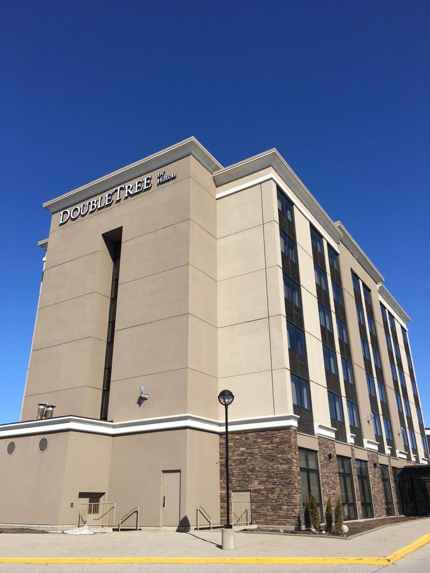 Hotel Doubletree By Hilton Kitchener Exterior foto